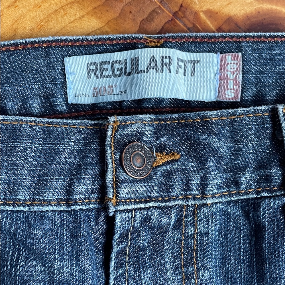 Levi's Men's 505 Regular Mid Rise Regular Fit Straight Leg Jeans - Size 34x30 - Picture 5 of 10